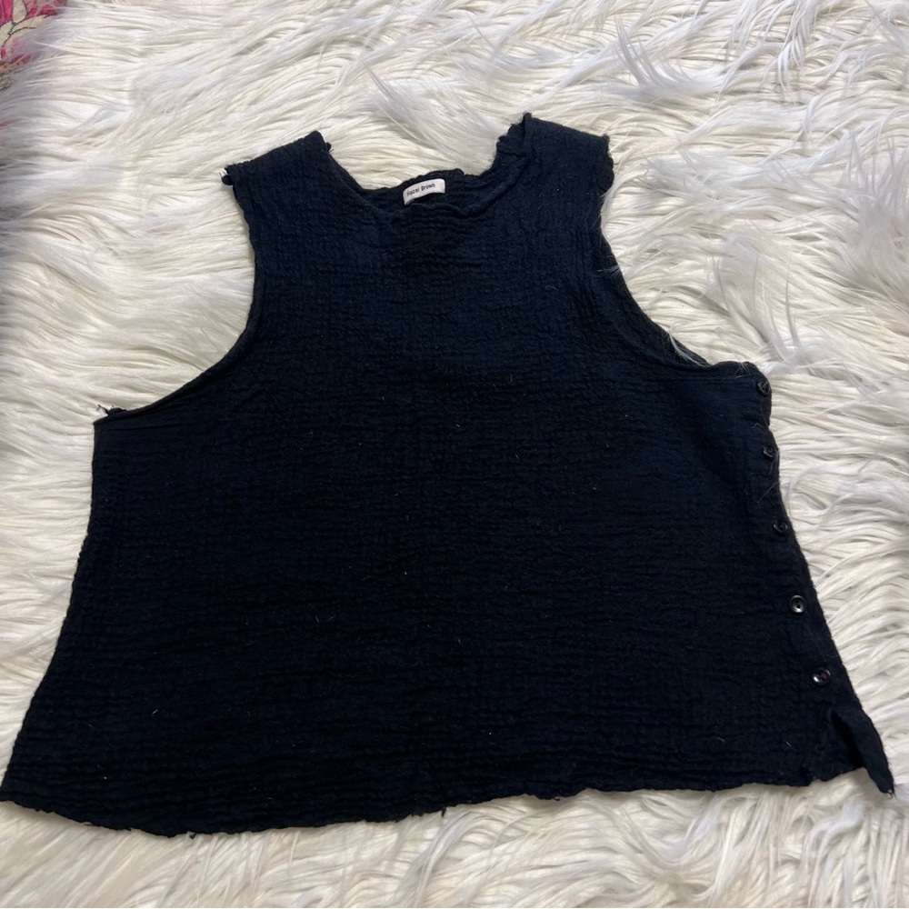 Hazel brown 100% wool size 3 Elegant Black Textured Tank Top